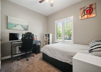CedarHills_UtahCounty_CustomHome_Bedroom