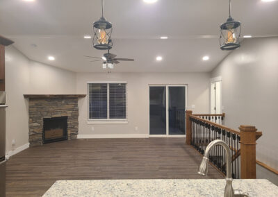 PleasantGrove_UtahCounty_CustomHome_LivingRoom_Fireplace