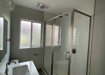 SaltLakeCity_Remodel_Bathroom_ModernFinishes_Shower
