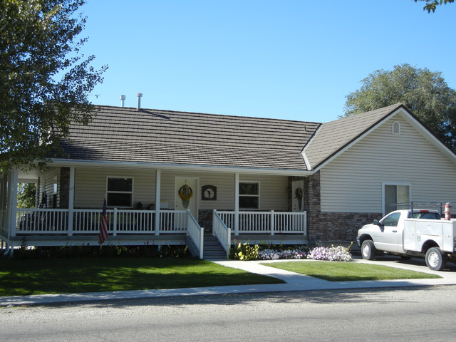 PleasantGrove_UtahCounty_HomeAddition_Exterior_FrontYard_CKBuilders