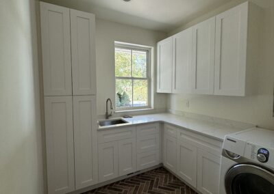 Holliday_SaltLake_LuxuryCustomHome_NewConstruction_LaundryRoom_Tile