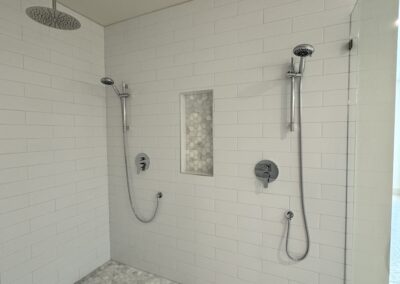 Holliday_SaltLake_LuxuryCustomHome_NewConstruction_MasterBathroom