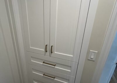 Holliday_SaltLakeCounty_Bathroom_Remodel_StorageSpace