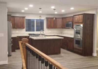 PleasantGrove_UtahCounty_CustomHome_LivingRoom_Kitchen
